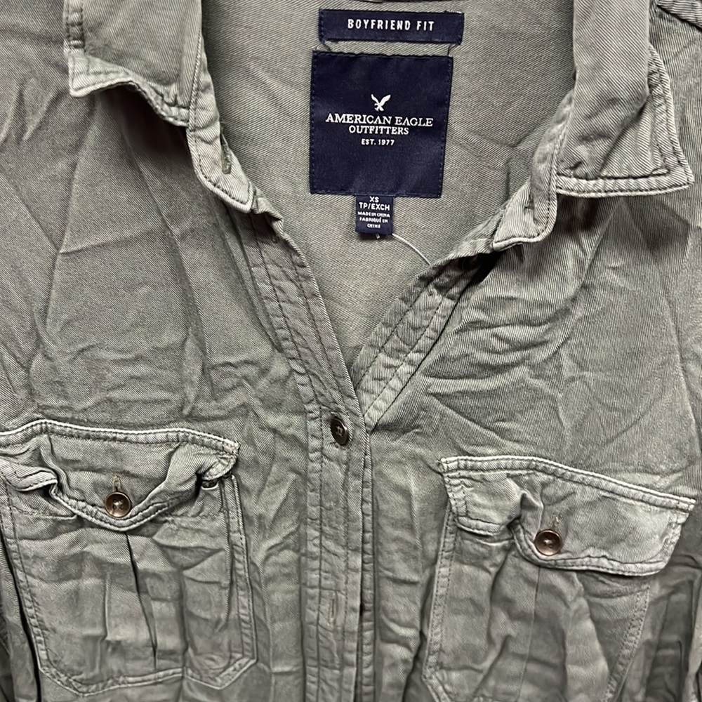 American Eagle Green Button Down Xs - image 2